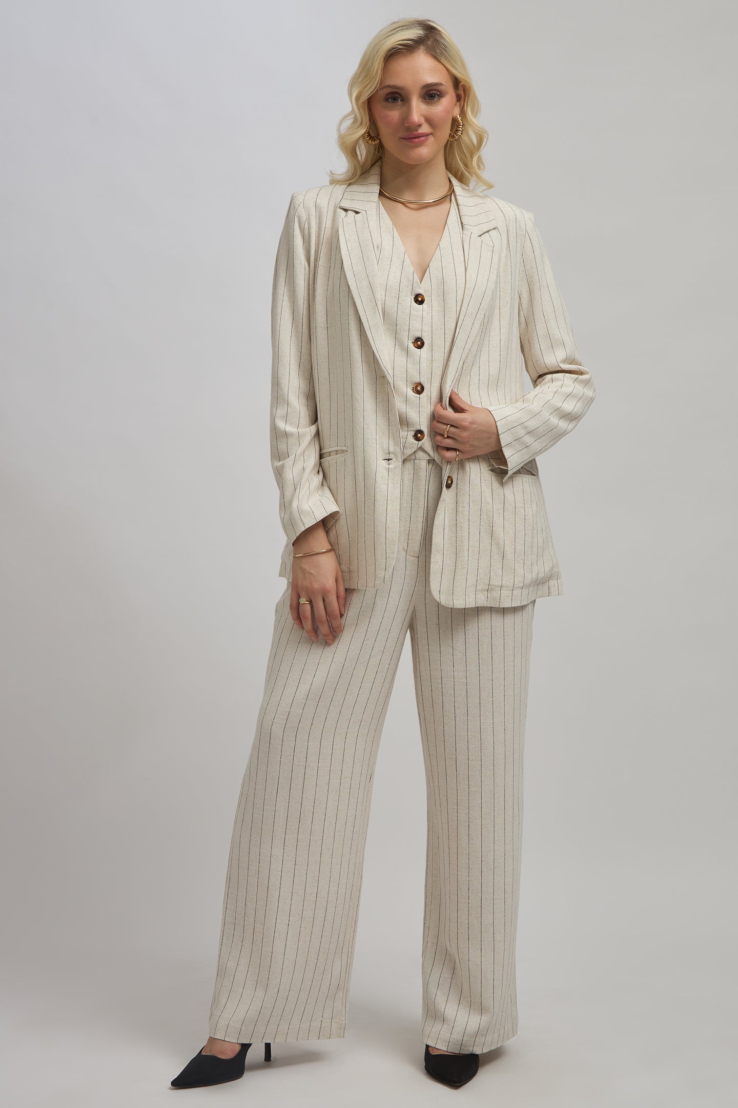 Delany Blazer|Linen Pinstripe Long Sleeve Blazer