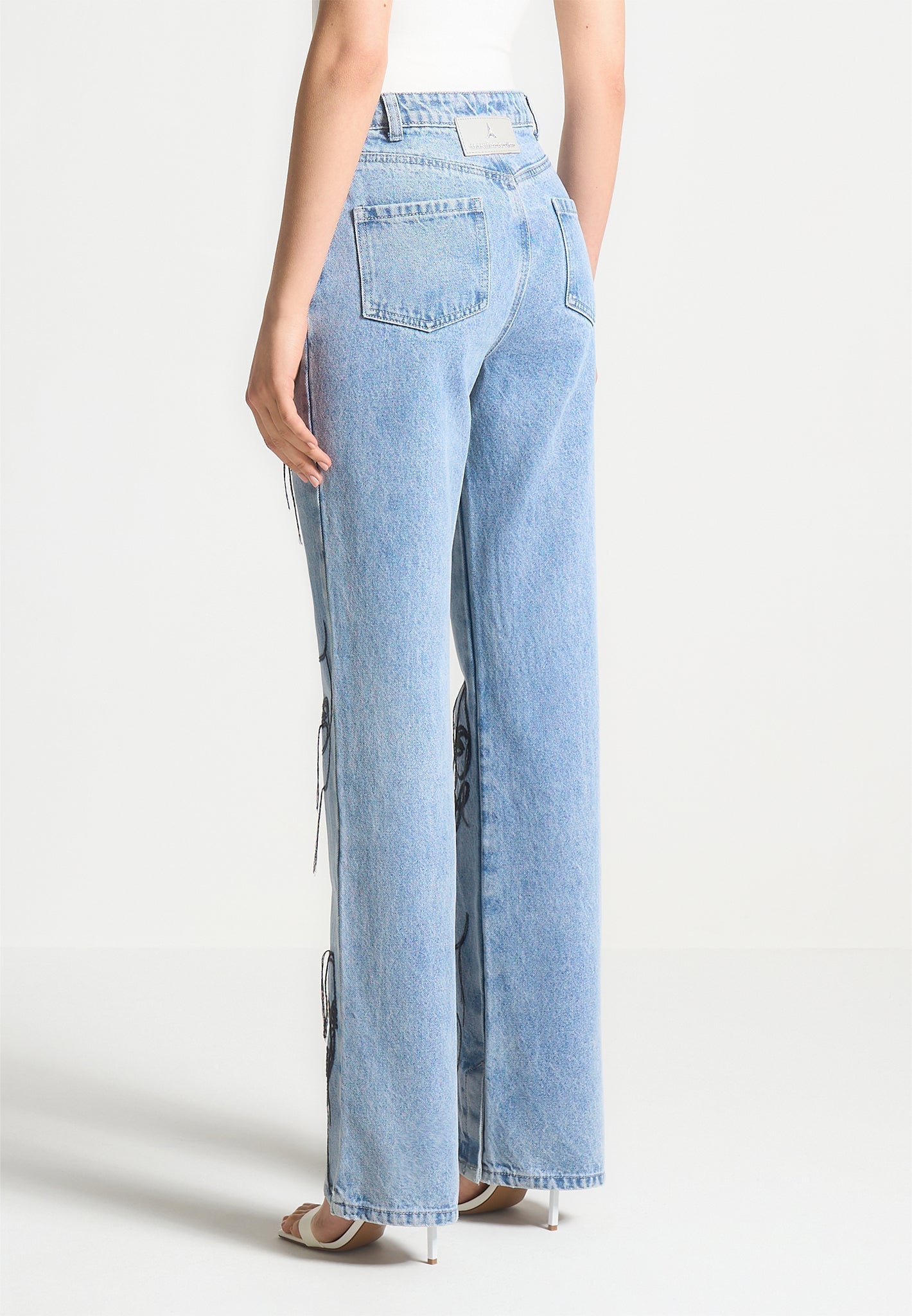 Audrey - Line Art Straight Leg Jeans - Mid Blue